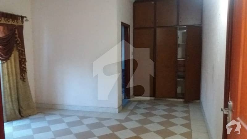 12 Marla Beautiful Upper Portion For Rent 12 Marla Beautiful Upper Portion For Rent