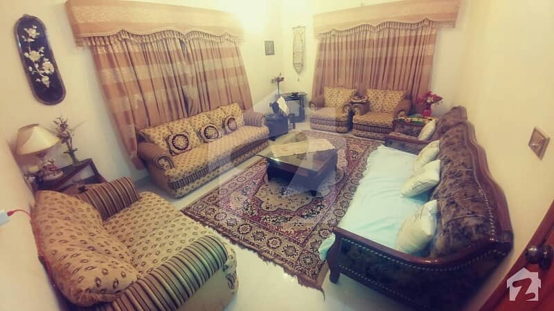 نارتھ ناظم آباد ۔ بلاک ایل نارتھ ناظم آباد کراچی میں 3 کمروں کا 10 مرلہ مکان 1. 5 کروڑ میں برائے فروخت۔