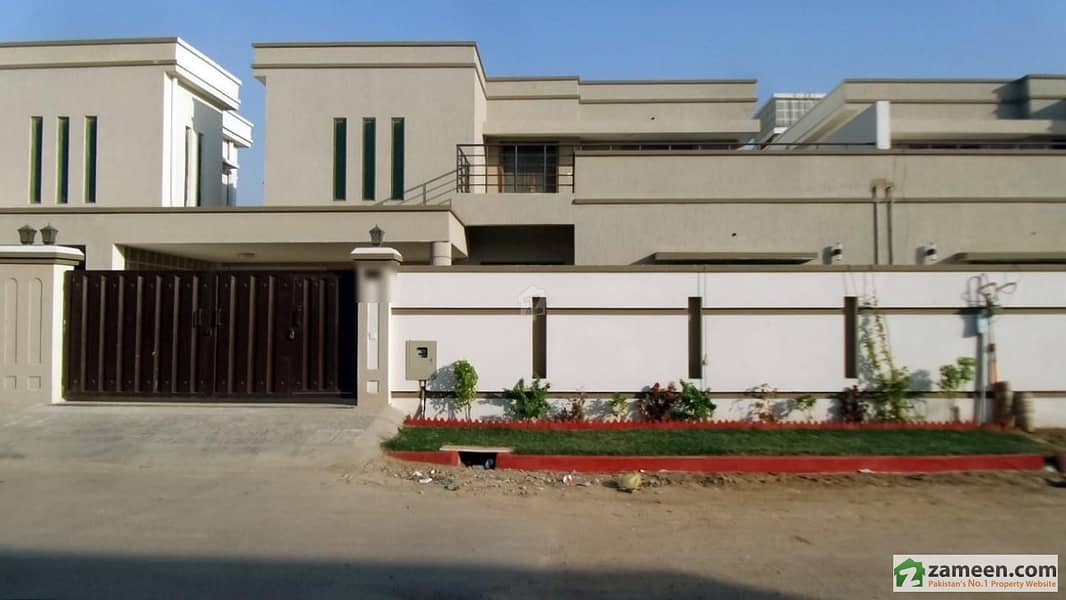Park Facing Brand New SD House For Sale In Falcon Complex New Malir