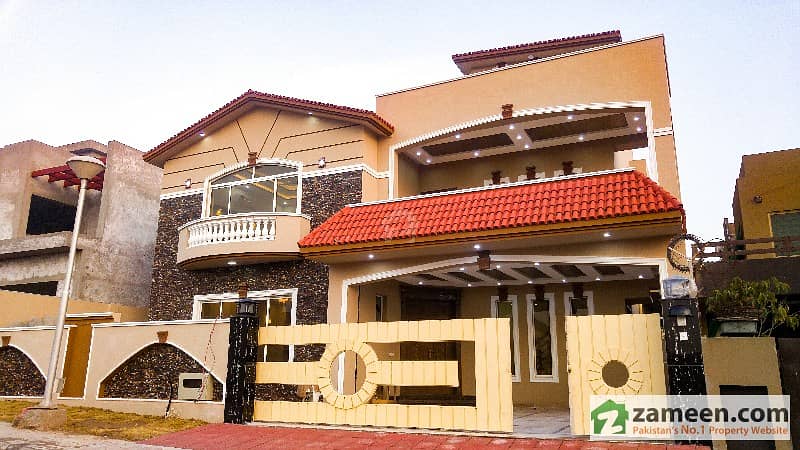 بحریہ ٹاؤن فیز 4 بحریہ ٹاؤن راولپنڈی راولپنڈی میں 5 کمروں کا 1 کنال مکان 4.65 کروڑ میں برائے فروخت۔