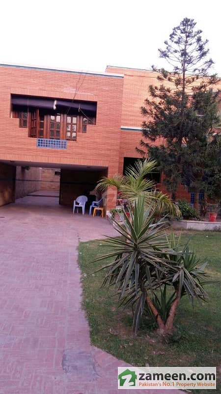 2 Kanal House For Sale In Model Town Lahore Block B Front 48 Feet Depths 187 Feet