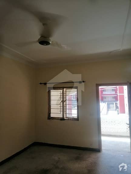 Pha Flat For Sale In G-10/2 D Type 900 Sq Feet