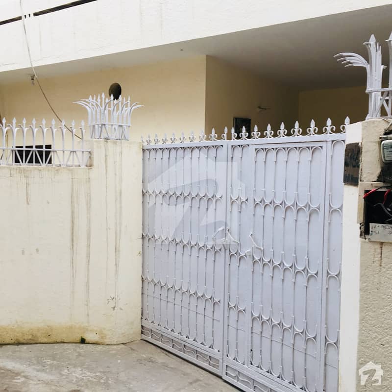 کوارپور سیالکوٹ میں 2 کمروں کا 11 مرلہ مکان 1.15 کروڑ میں برائے فروخت۔