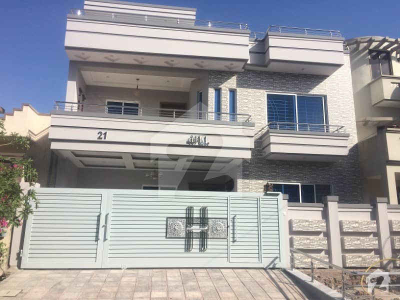 Brand New 35x70 Beautifully House For Sale In G-13/2