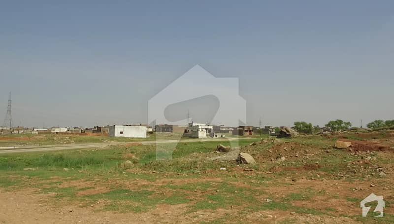 Plot Is Available For Sale In Roshan Pakistan