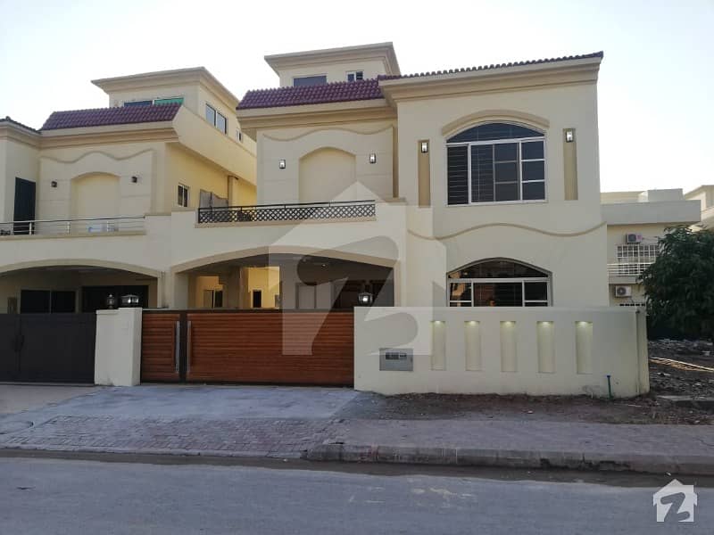 12 Marla Brand New House For Rent