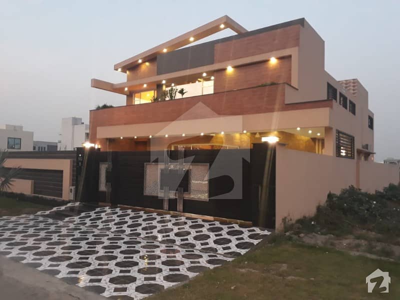 1 Kanal Brand New Mazhar Muneer Designed Bungalow Available For Sale In Dha Phase 6