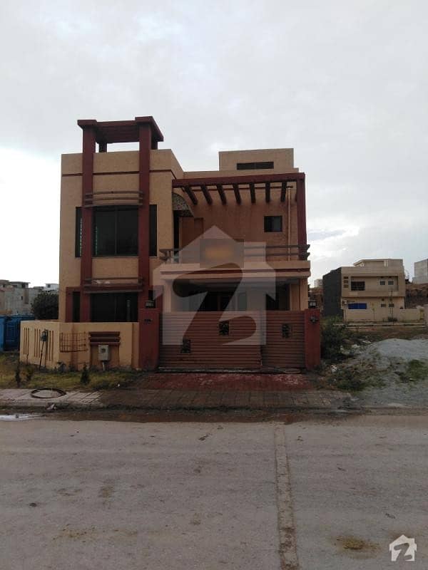 04 Bed Single Unit For Rent