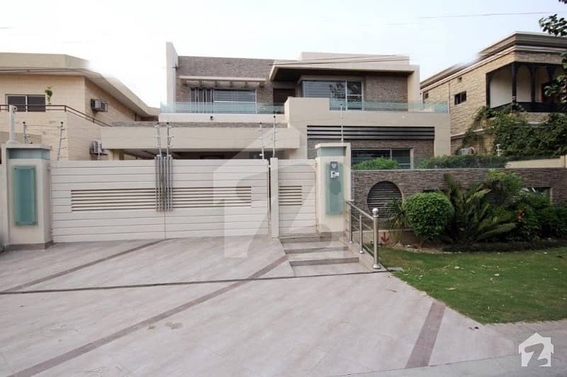 1 kanal Beautiful for Rent in Phase III DHA