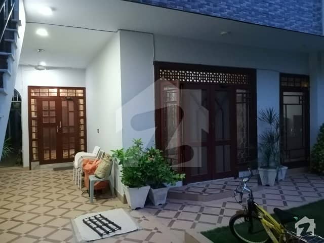 House Is Available For Sale In Gulshan-e-Iqbal