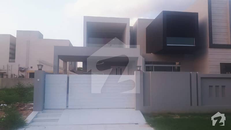 10 Marla Brand New Luxury Design Villa  For Rent Phase  5 On Hot Location