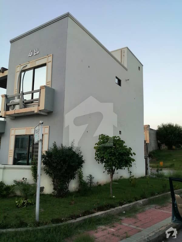 بحریہ ٹاؤن فیز 8 ۔ رفیع بلاک بحریہ ٹاؤن فیز 8 بحریہ ٹاؤن راولپنڈی راولپنڈی میں 6 کمروں کا 5 مرلہ مکان 95 لاکھ میں برائے فروخت۔ بحریہ ٹاؤن فیز 8 ۔ رفیع بلاک بحریہ ٹاؤن فیز 8 بحریہ ٹاؤن راولپنڈی راولپنڈی میں 6 کمروں کا 5 مرلہ مکان 95 لاکھ میں برائے فروخت۔