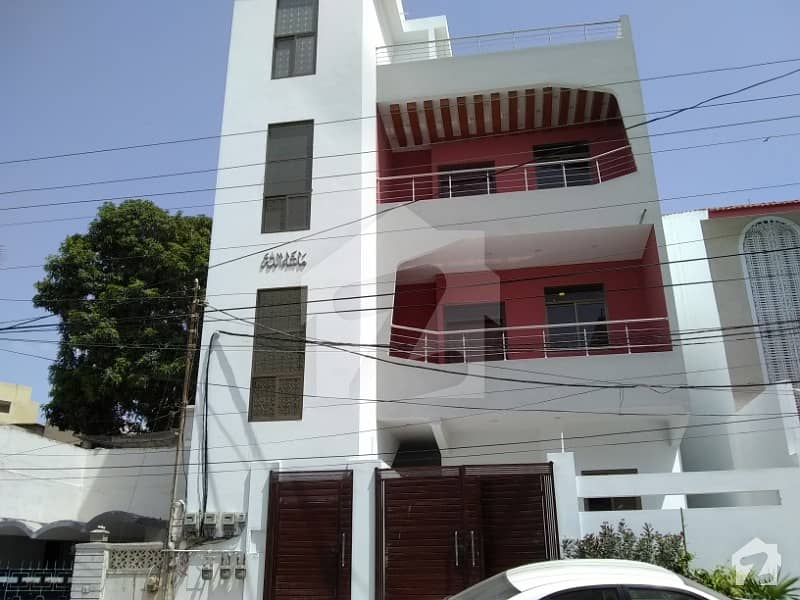 نارتھ ناظم آباد ۔ بلاک ایچ نارتھ ناظم آباد کراچی میں 9 کمروں کا 9 مرلہ مکان 5. 7 کروڑ میں برائے فروخت۔