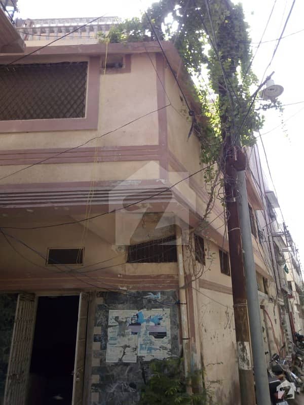 شاہ فیصل کالونی شاہراہِ فیصل کراچی میں 8 کمروں کا 5 مرلہ مکان 1.2 کروڑ میں برائے فروخت۔