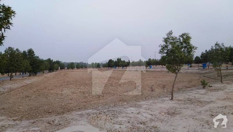 Possession Paid 8 Marla Developed Plot For Sale In Low Cost Block J