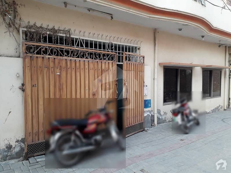 House Is Available For Sale In Lalazar Colony