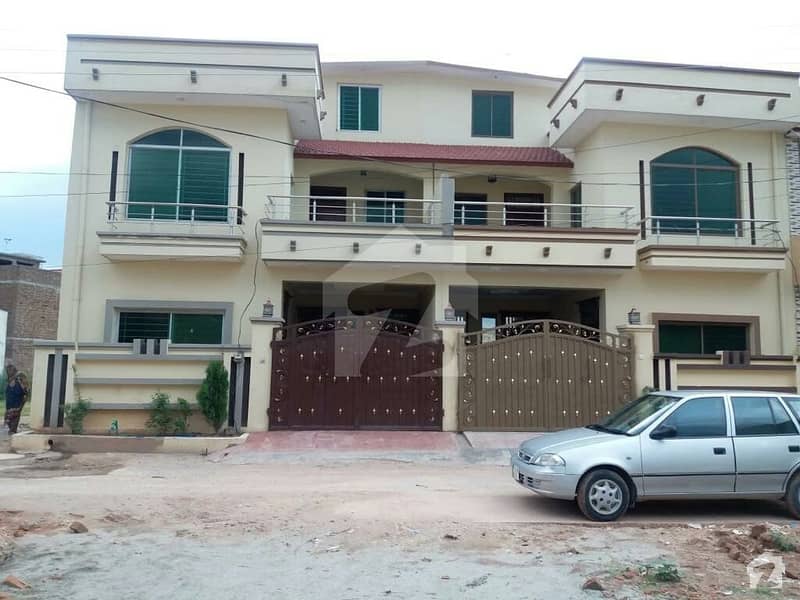 Double Storey House For Sale At Defence Road