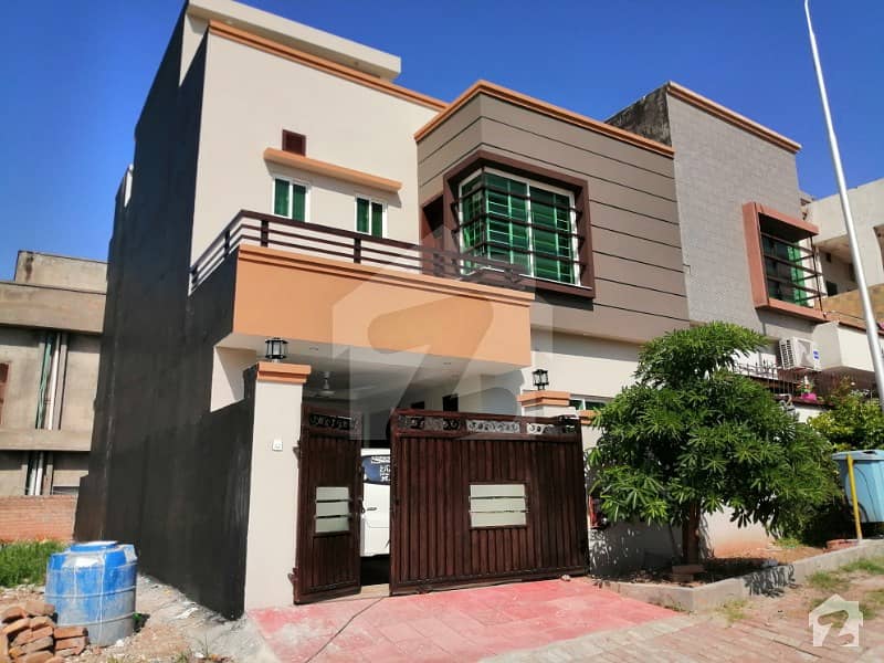 Brand New Double Storey 5 Marla Boulevard Front Open House For Sale