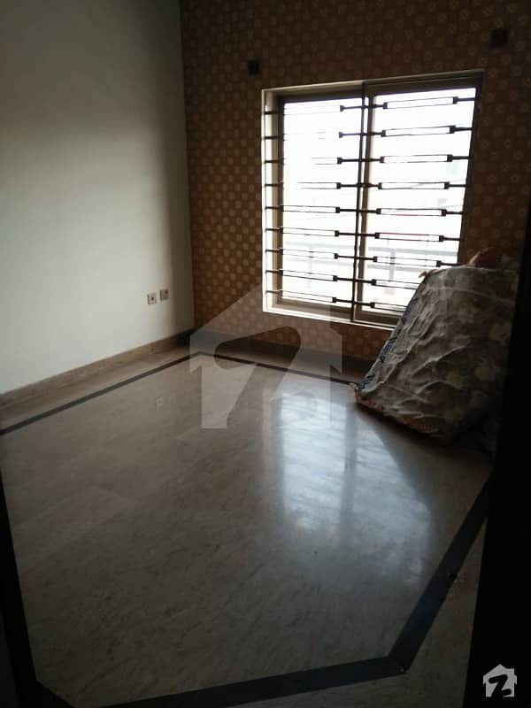 جناح گارڈنز ایف ای سی ایچ ایس اسلام آباد میں 4 کمروں کا 7 مرلہ مکان 1. 3 کروڑ میں برائے فروخت۔