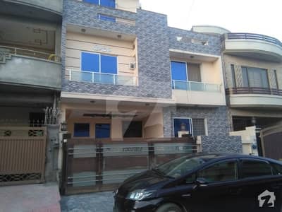 10 Marla Brand New House For Rent
