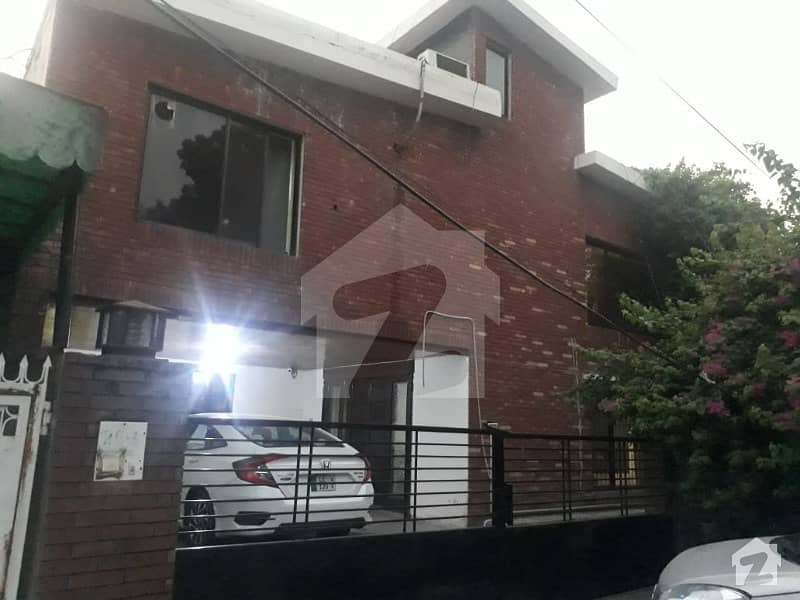 Kanal Old House For Sale In Cavalry Ground Lahore Cant