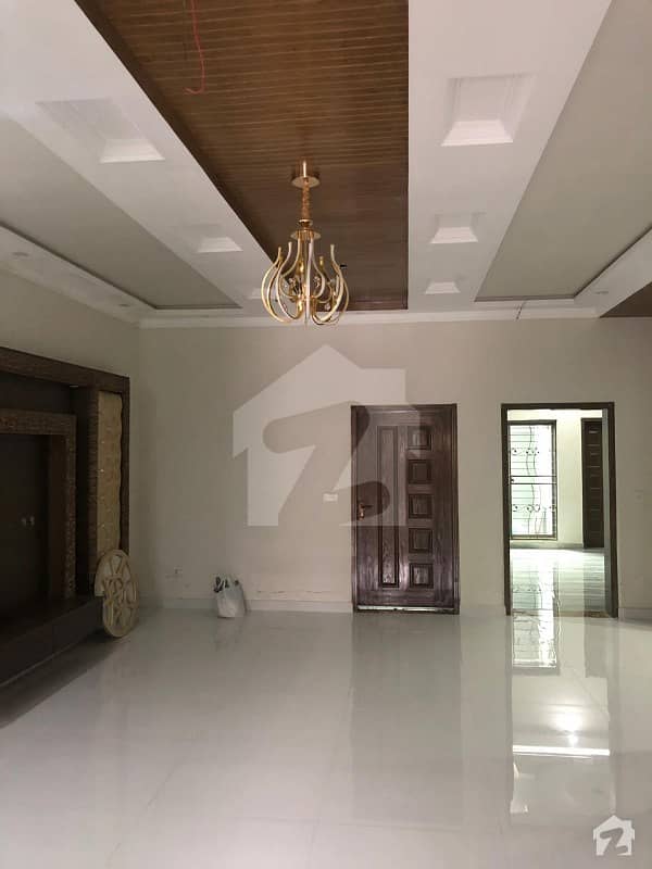 8 Marla Solid Construction House For Sale In Aitchison Society