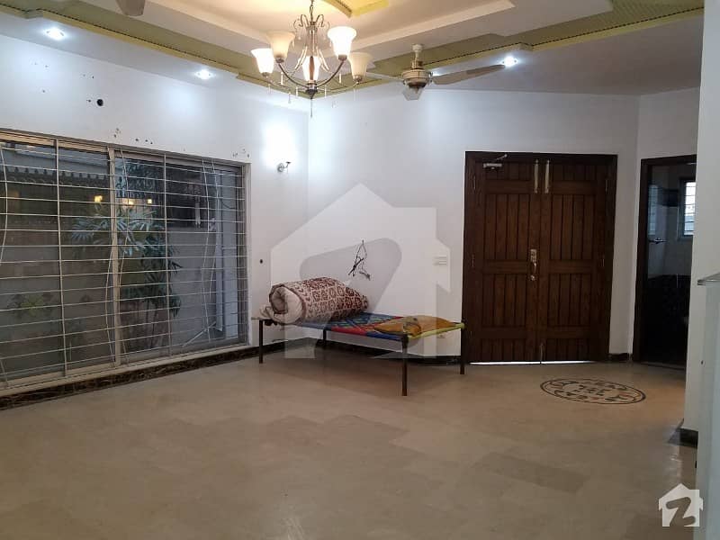 Rawalpindi Bahria Town Phase 7 Ten Marla House For Rent