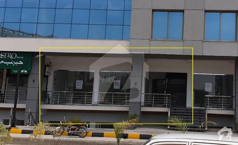 مال روڈ راولپنڈی میں 1 کمرے کا 2.11 کنال دفتر 6 لاکھ میں کرایہ پر دستیاب ہے۔