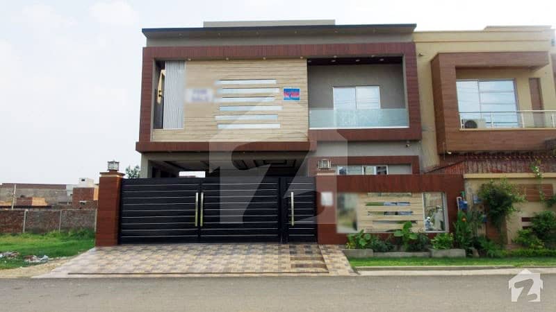 10 Marla House For Sale In B Block Of Banker Housing Society