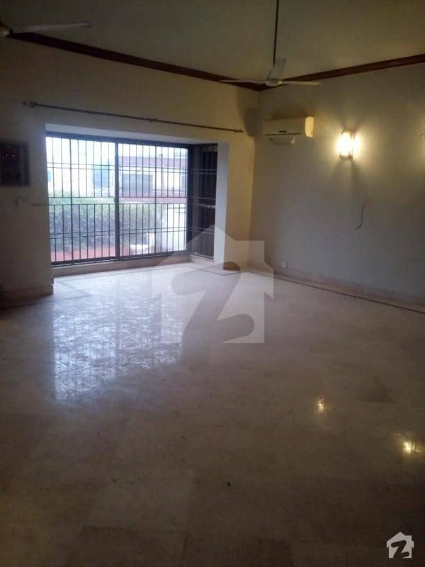 1 Kanal Double Luxury Bungalow For Rent In DHA Phase 3