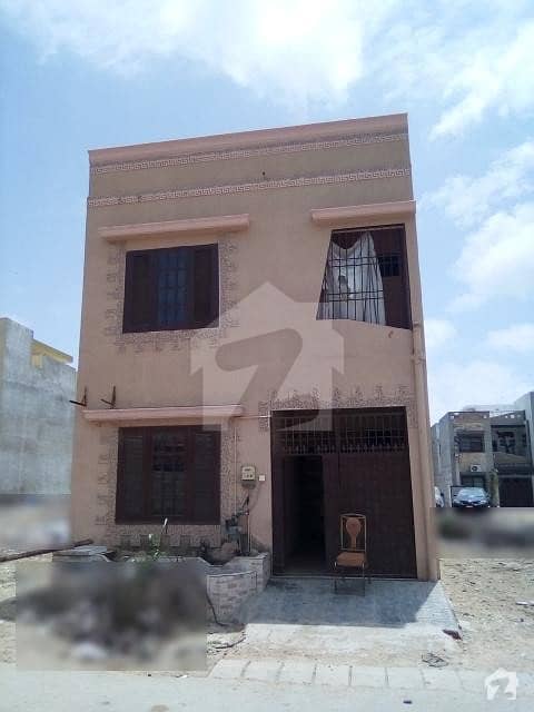 ڈی ایچ اے فیز 7 ایکسٹینشن ڈی ایچ اے ڈیفینس کراچی میں 4 کمروں کا 4 مرلہ مکان 2. 7 کروڑ میں برائے فروخت۔