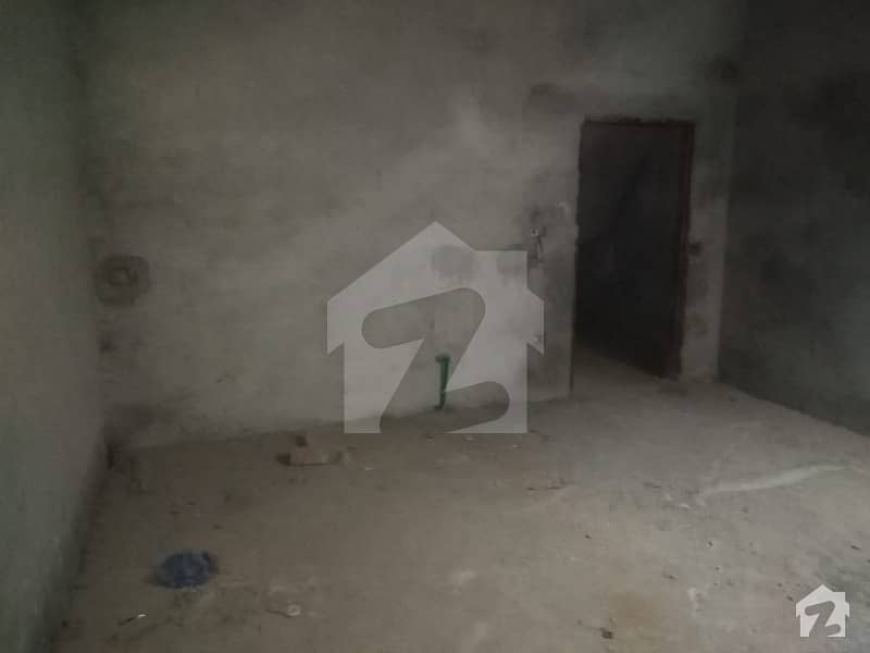 پشاور روڈ راولپنڈی میں 1 کمرے کا 4 مرلہ مکان 38 لاکھ میں برائے فروخت۔