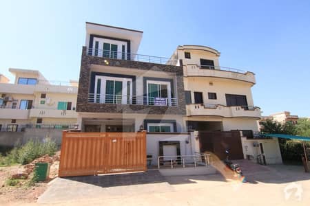Brand New 25x40 Beautifully House For Sale In G13 Brand New 25x40 Beautifully House For Sale In G13