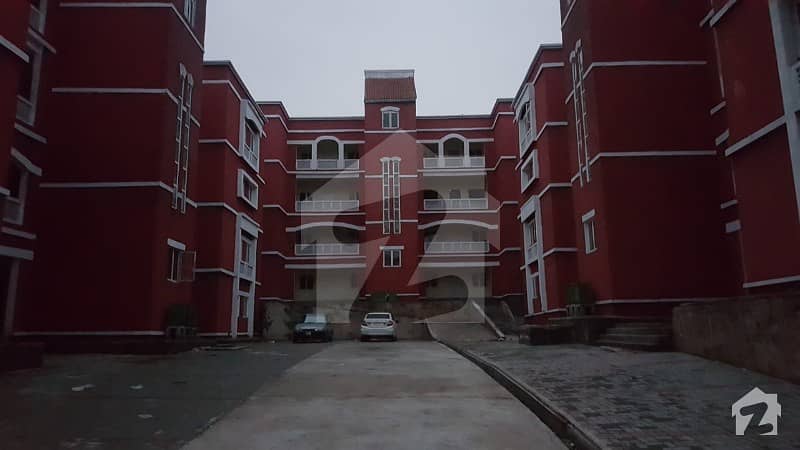 PHA Renovated Flat 900 Sq Ft Ground Corner With Extra Land