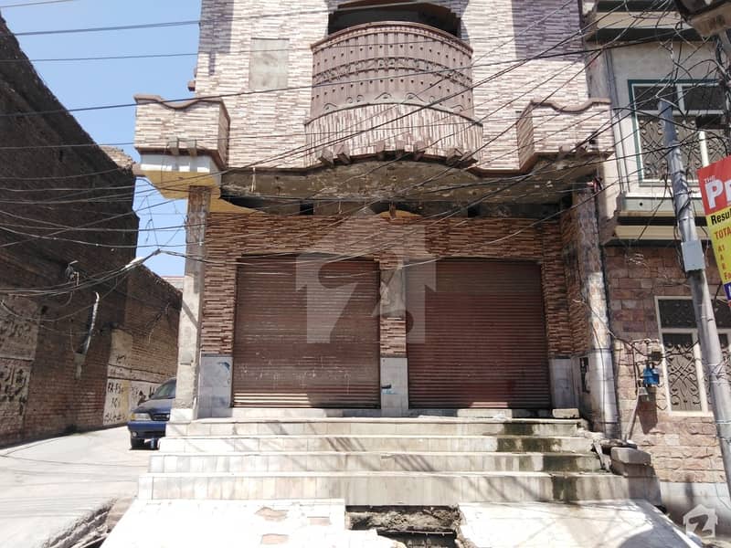 فقیر آباد روڈ پشاور میں 4 مرلہ عمارت 2. 5 کروڑ میں برائے فروخت۔