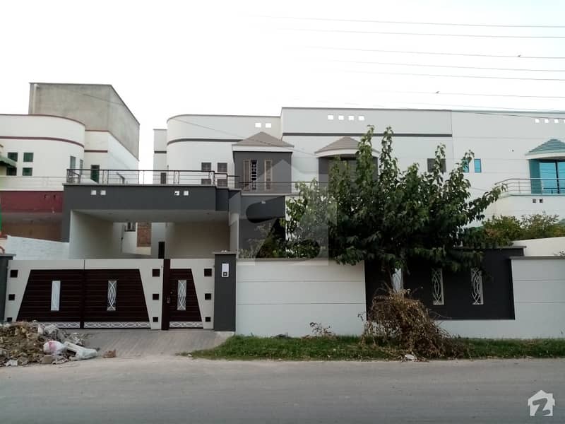 House For Rent In Razzaq Villas Housing Scheme