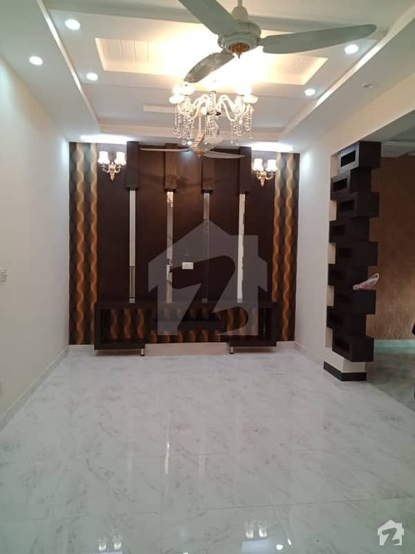 پاک عرب ہاؤسنگ سوسائٹی لاہور میں 4 کمروں کا 5 مرلہ مکان 1.55 کروڑ میں برائے فروخت۔