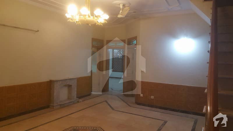 I-8 Full House Is Available For Rent  With Servant Quarter Near To Khachnar Park Ideal Location