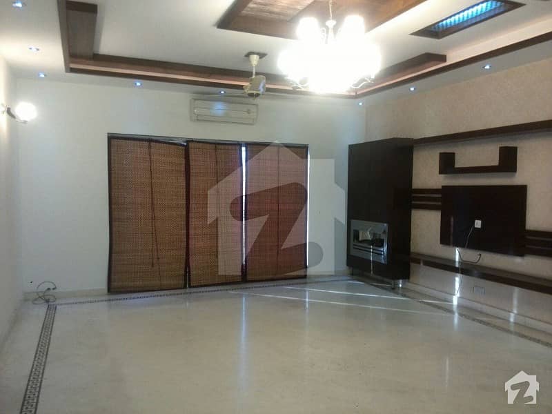 10 Marla  Bungalow  available for  rent   in  DHA Phase  6 A block