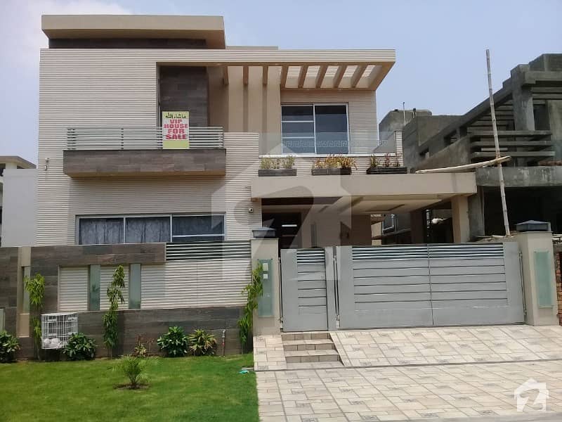 10Marla House  Available for rent in DHA Phase 6 A block