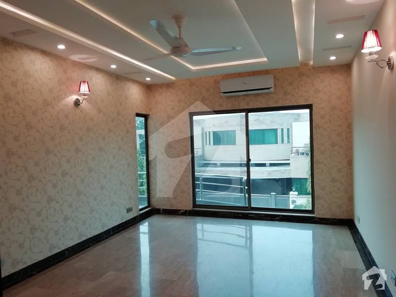 1 Kanal Beautiful Available Bungalow For Rent Dha Phase 3