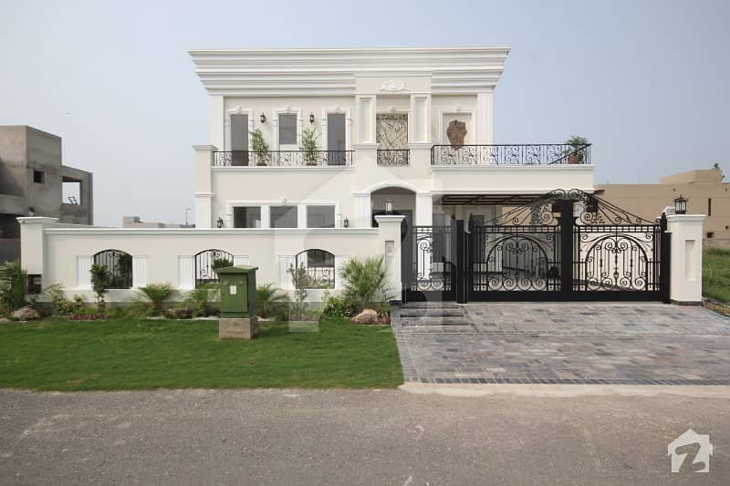 ڈی ایچ اے فیز 5 ڈیفنس (ڈی ایچ اے) لاہور میں 5 کمروں کا 1 کنال مکان 5.5 کروڑ میں برائے فروخت۔