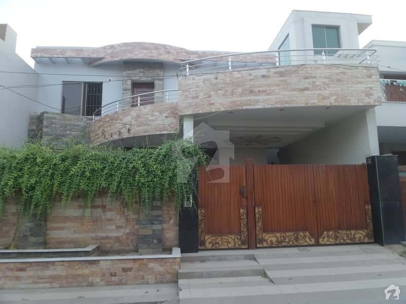 A Well Build House Is Available For Sale In TNT Colony Satiana Road