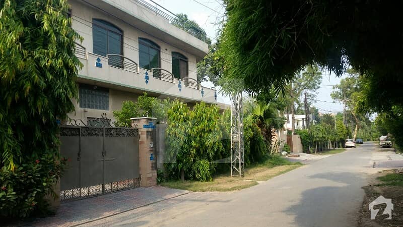 House For Rent  Available Gulberg 1 Kanal