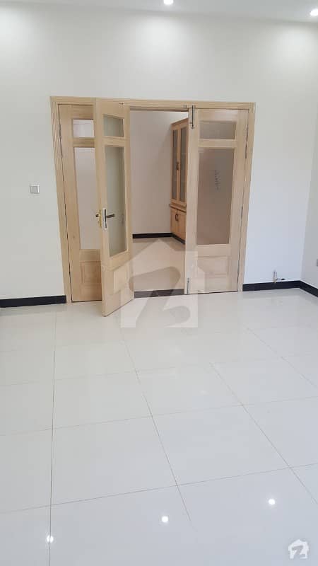 G 13 Newly Ground Floor For Rent