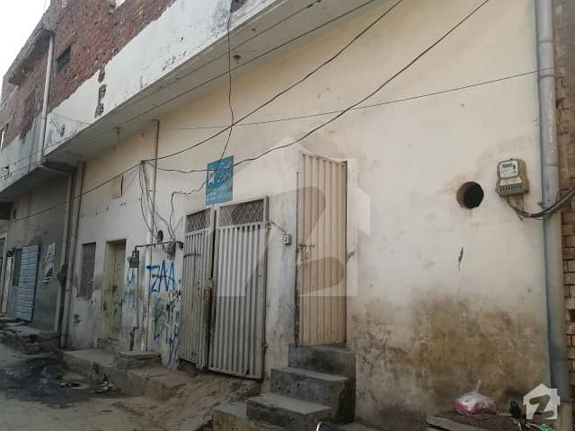 باغبانپورہ لاہور میں 4 کمروں کا 3 مرلہ مکان 50 لاکھ میں برائے فروخت۔