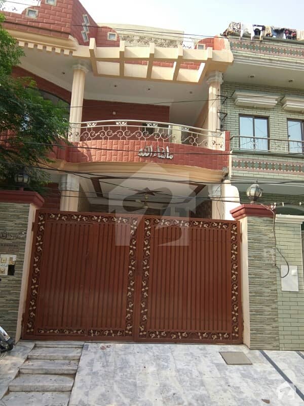 جوڈیشل کالونی فیز 1 جوڈیشل کالونی لاہور میں 5 کمروں کا 10 مرلہ مکان 70 ہزار میں کرایہ پر دستیاب ہے۔