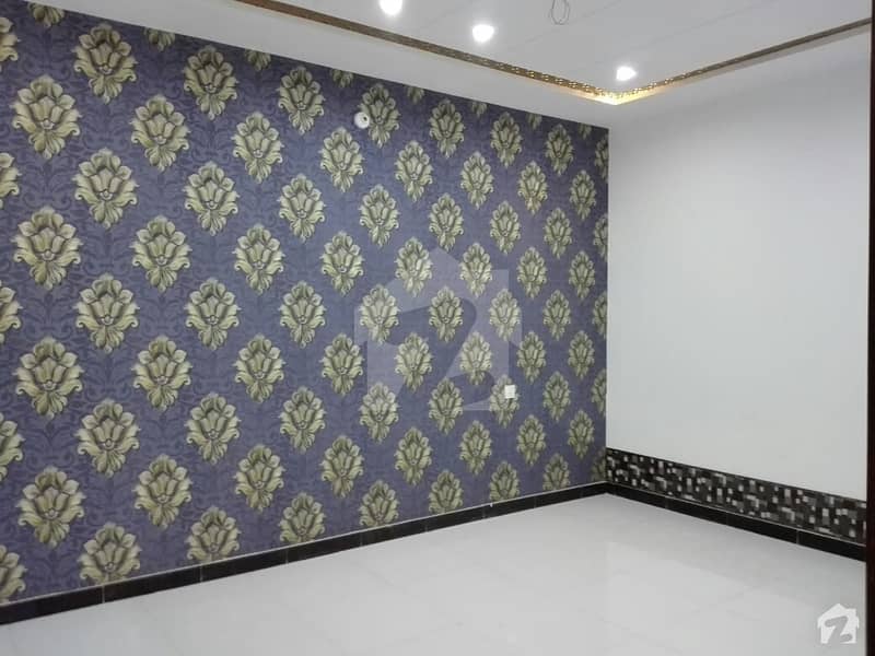 ماڈل سٹی ون کینال روڈ فیصل آباد میں 3 کمروں کا 5 مرلہ مکان 1 کروڑ میں برائے فروخت۔