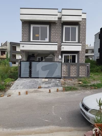 جناح گارڈنز فیز 1 جناح گارڈنز ایف ای سی ایچ ایس اسلام آباد میں 3 کمروں کا 5 مرلہ مکان 80 لاکھ میں برائے فروخت۔ جناح گارڈنز فیز 1 جناح گارڈنز ایف ای سی ایچ ایس اسلام آباد میں 3 کمروں کا 5 مرلہ مکان 80 لاکھ میں برائے فروخت۔