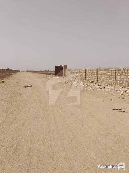 Agriculture Land In Gharoo For Sale